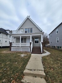 Building Photo - 2654 N 49th St