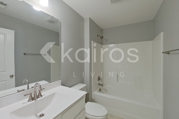 Building Photo - 3708 Oak Leaf Wy