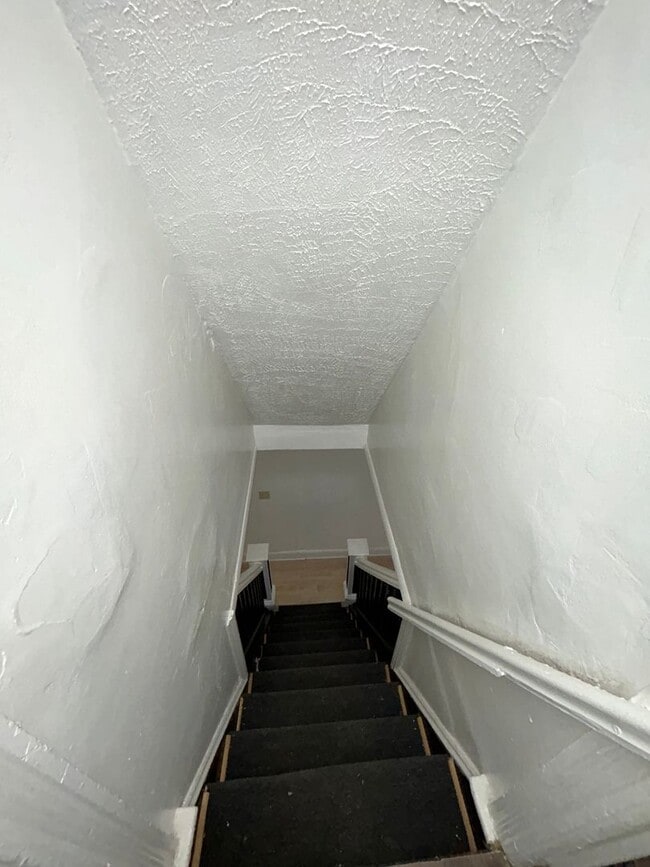 Building Photo - 25 Orange St