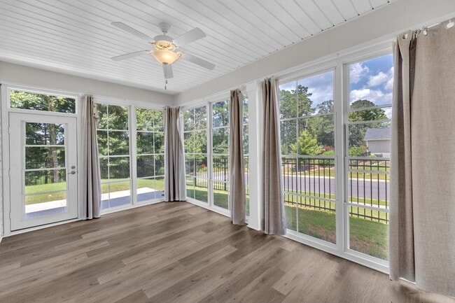 Building Photo - Four Bedroom + Loft Dream Home in Youngsville
