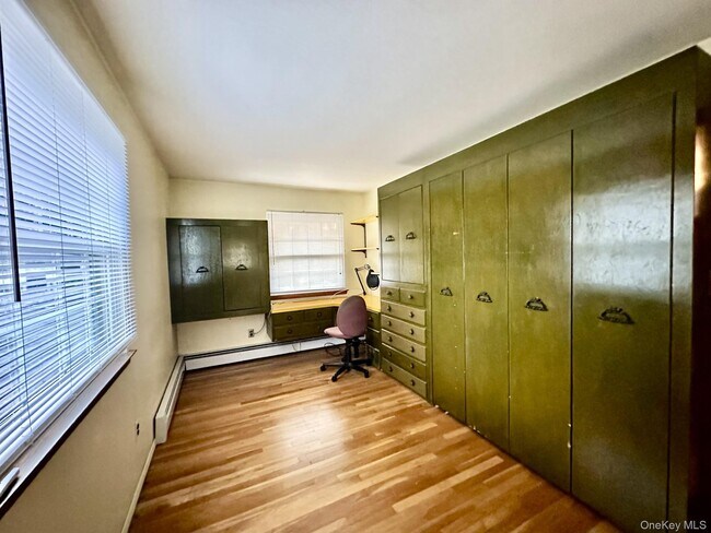 Building Photo - 722 Jacqueline Dr