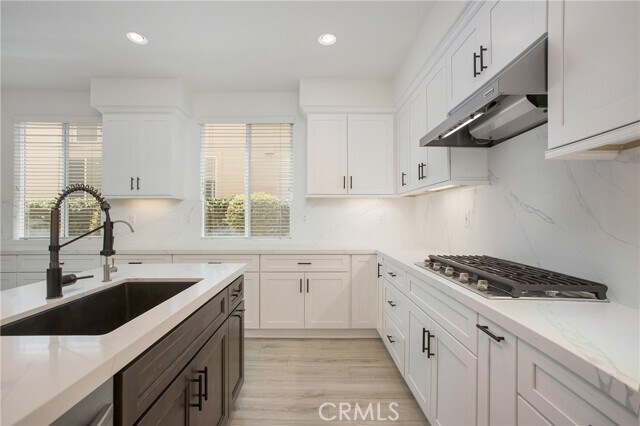 Building Photo - 12 Douglass Dr