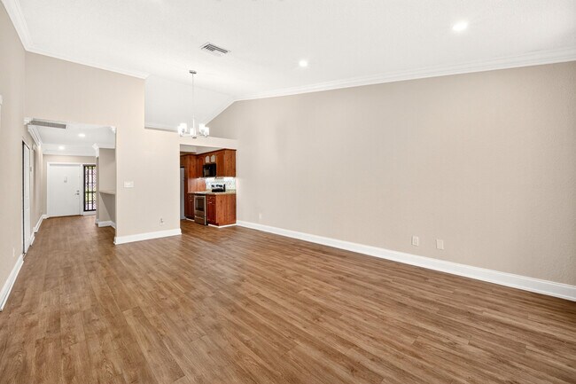 Building Photo - 921 NW 122nd Terrace