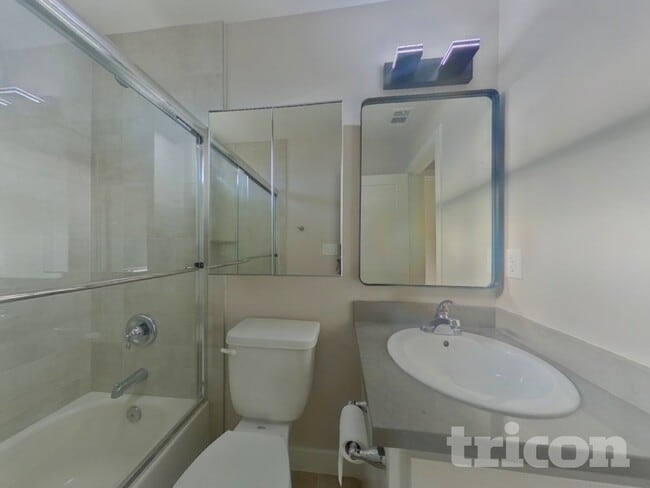 Building Photo - 2371 Coronado Ct