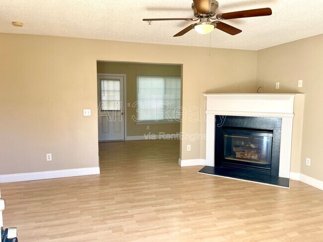 Building Photo - 118 Prity Ct