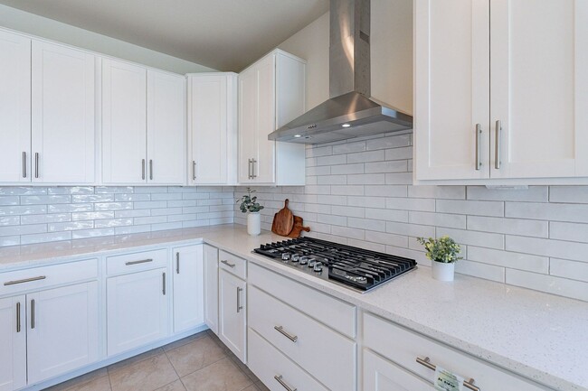 Building Photo - Luxury Living in McClellan Ranch: 4-Bedroo...