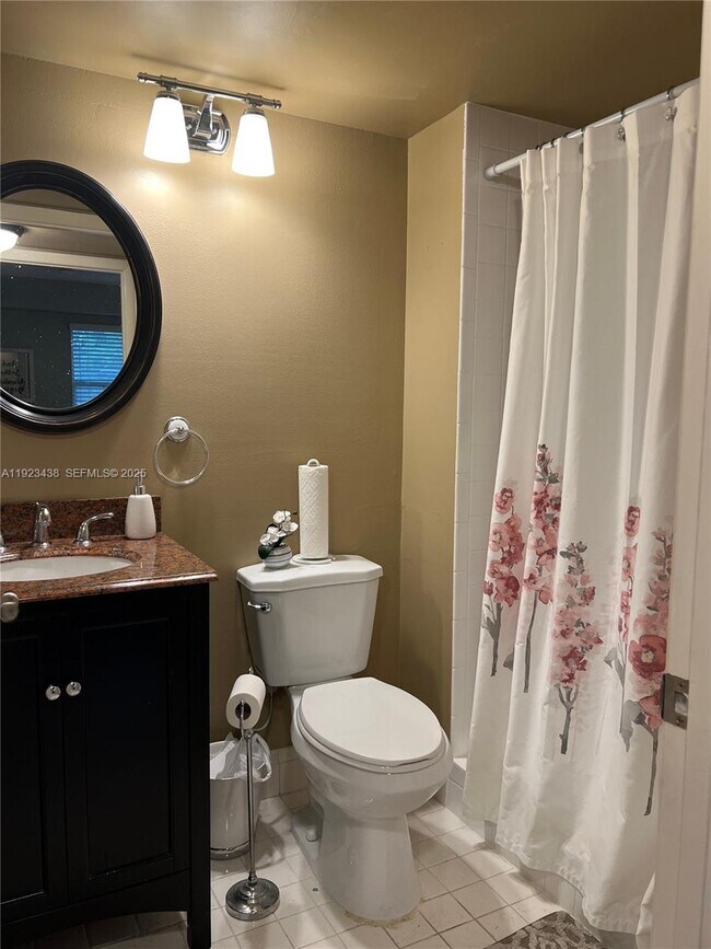 Building Photo - 3150 W Rolling Hills Cir