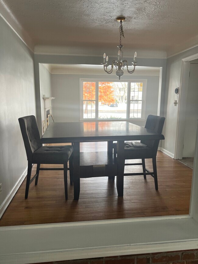 Building Photo - 1264 Brainard Rd