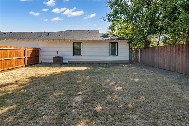 Building Photo - 5831 Dana Dr