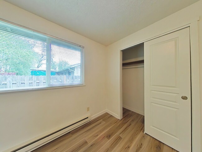 Building Photo - 3 Bedroom House ~ South Corvallis