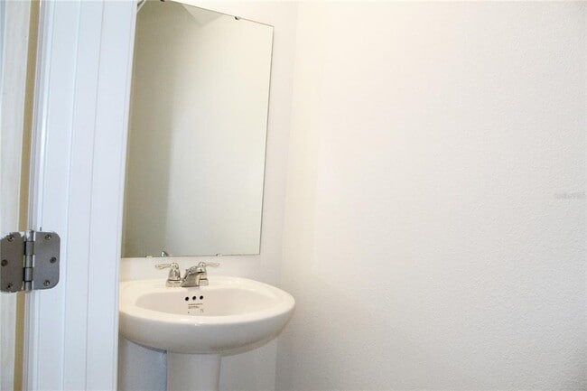 Building Photo - 7405 Stone Crk Trl