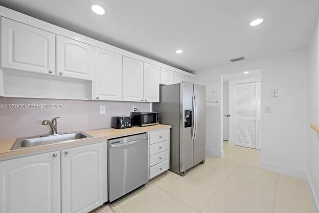 Building Photo - 19370 Collins Ave