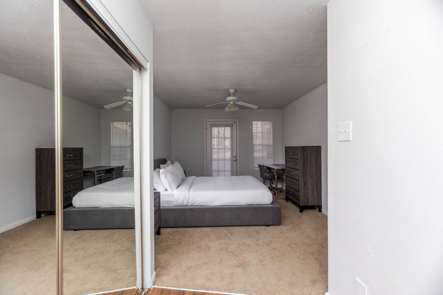 Building Photo - 1205 Ashleigh Dr