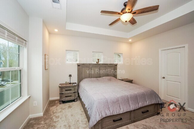 Building Photo - 7125 Brookview Ln