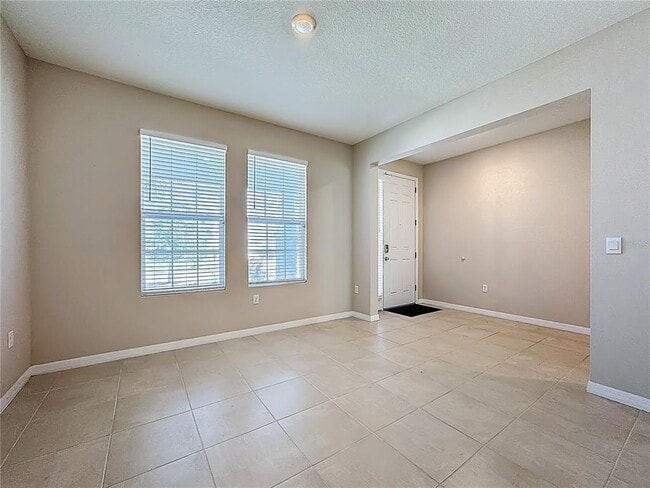Building Photo - 13071 Brookside Moss Dr