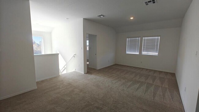 Building Photo - 106 Arbordale St