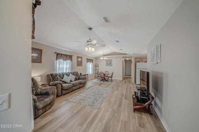 Building Photo - Coming Soon ______Available on November 20th. Furnished 2 bedroom home in Palm Cove Community