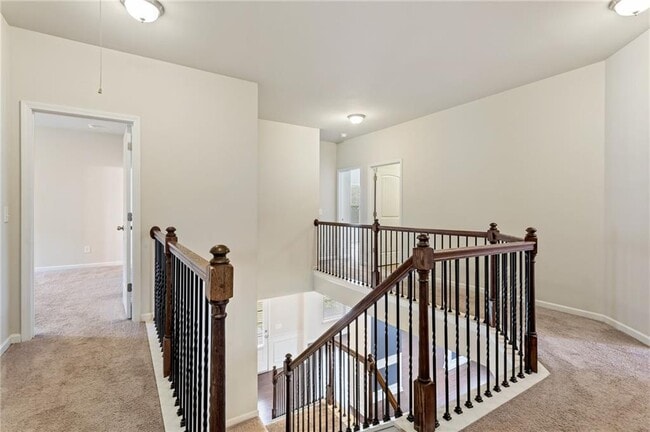 Building Photo - 256 Berkleigh Trails Dr