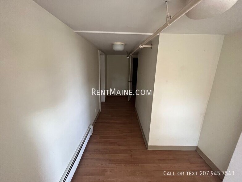 Building Photo - 2412 Western Ave