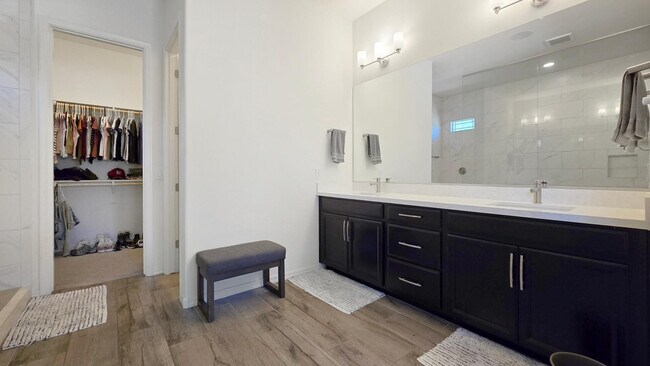Building Photo - 10520 S 182nd Ave