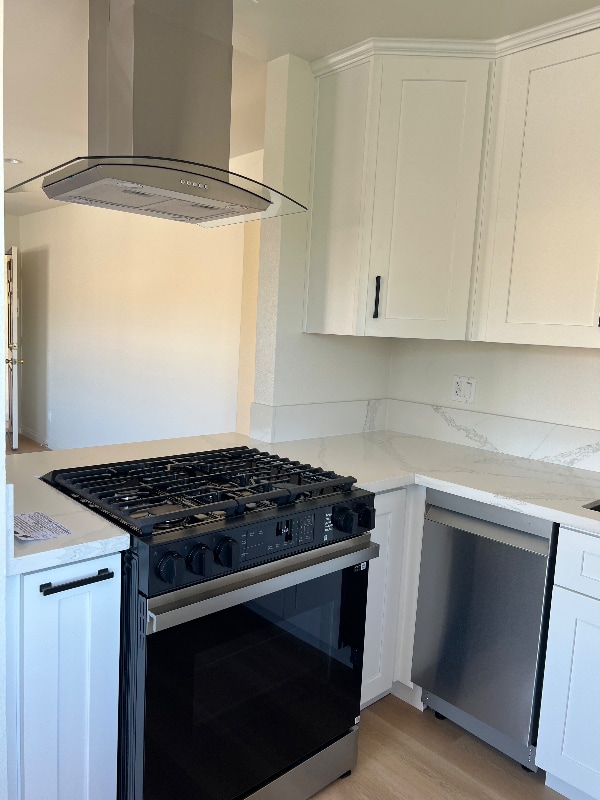 Building Photo - 419 S Verdugo Rd