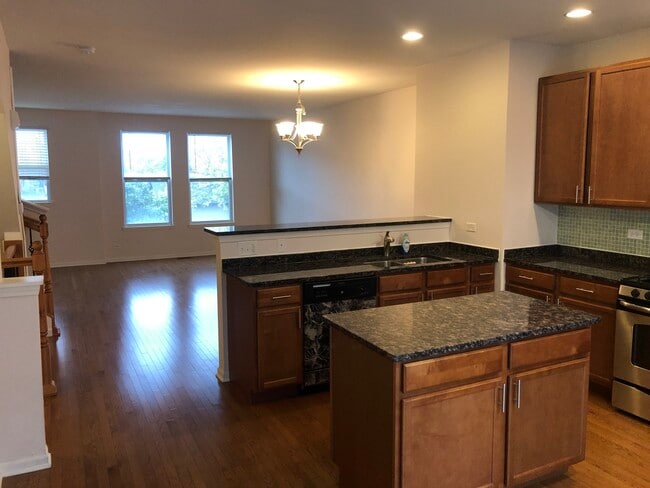 Building Photo - 3710 S Sangamon St