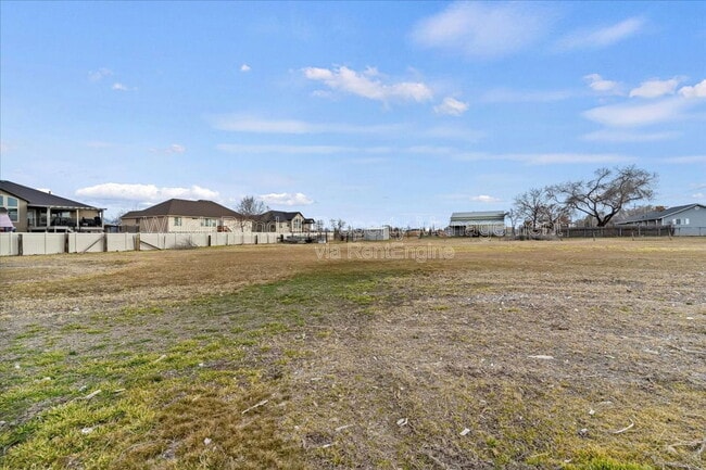 Building Photo - 4966 S 5100 W St