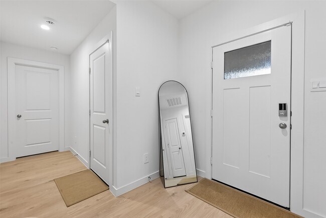 Building Photo - 3903 Dodington Ash Dr