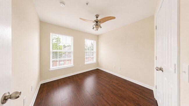 Building Photo - 763 Siena Palm Dr