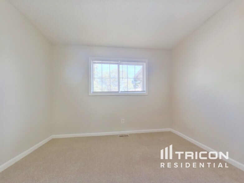 Building Photo - 2901 Pavia Cir
