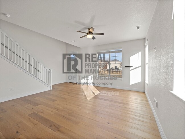 Building Photo - 1203 Bon Homme Richard Dr