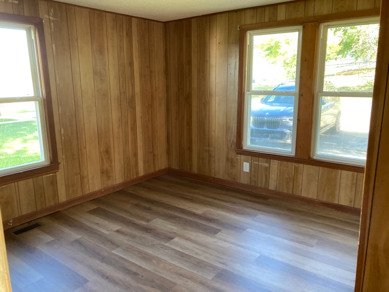 Building Photo - 1503 E Millard St