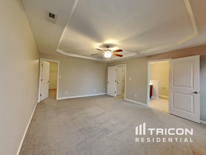Building Photo - 15 Mossburg Ct