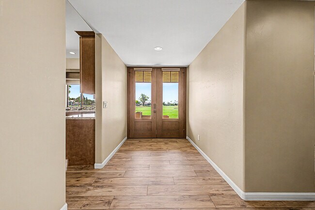 Building Photo - 7825 E San Carlos Rd