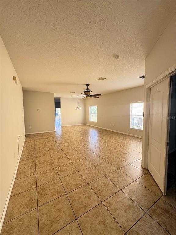 Building Photo - 3108 Dasha Palm Dr