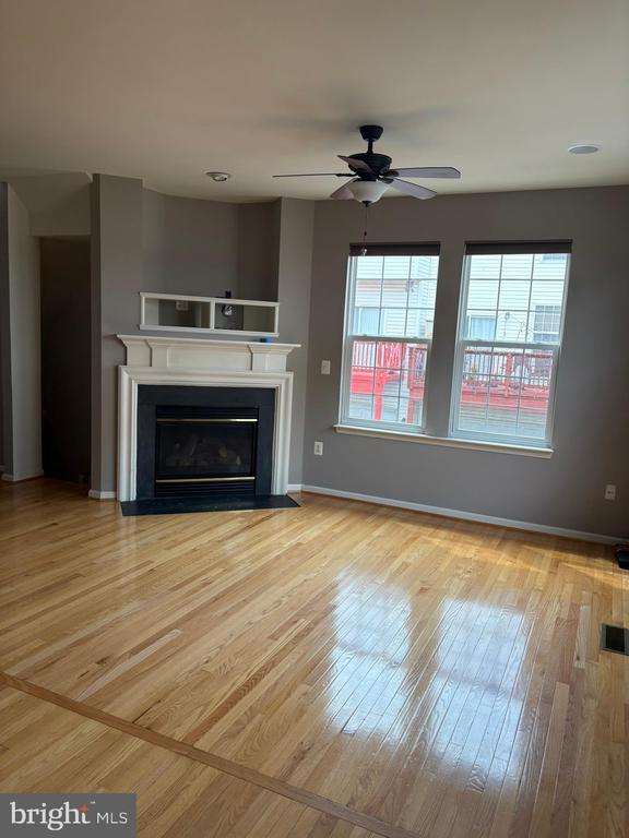 Building Photo - 46239 Milthorn Terrace