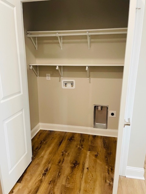 Building Photo - 2903 Newport Cir