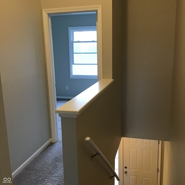 Building Photo - 6062 S Bay Dr