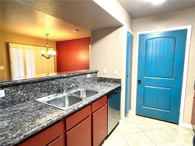 Building Photo - 2300 E Silverado Ranch Blvd