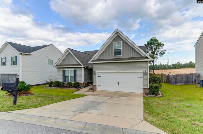 Building Photo - 356 Finch Ln