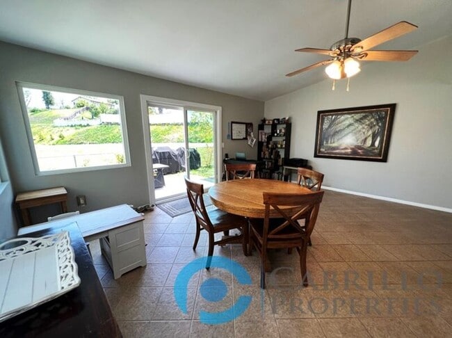 Building Photo - 2419 Fieldlane Pl