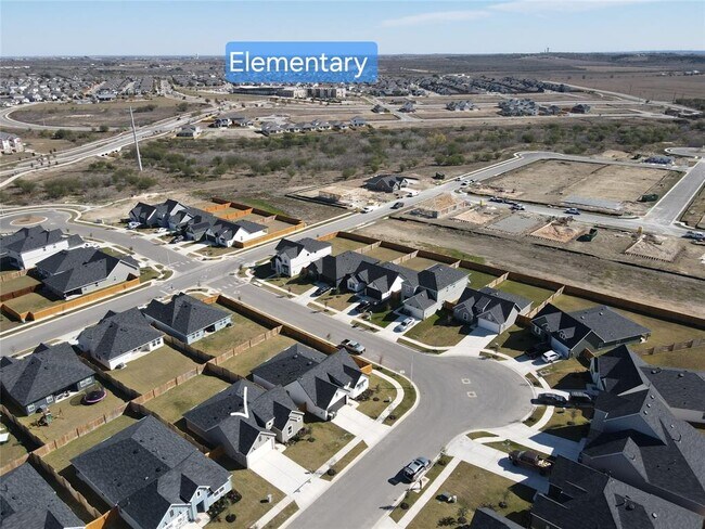 Building Photo - 223 Las Lomas Dr