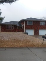 Building Photo - 1508 Pat Dr
