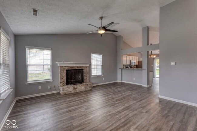 Building Photo - 8520 Lincoln Ct