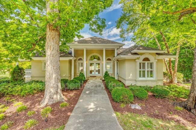 Building Photo - 11 Hamilton Woods Ct