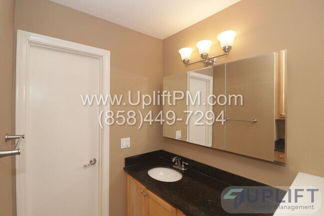 Building Photo - 4860 Rolando Ct