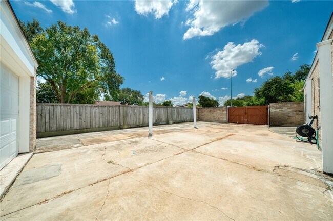 Building Photo - 10919 Villa Lea Ln