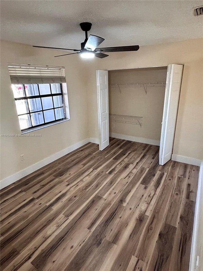 Building Photo - 840 Independence Dr