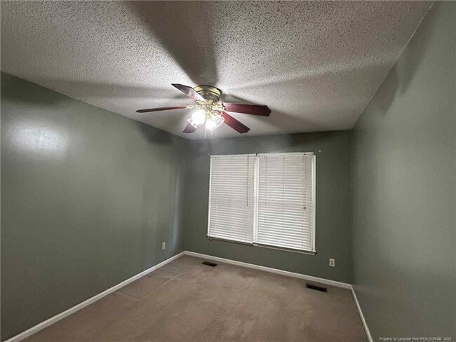 Building Photo - 2410 Fairfax Pl