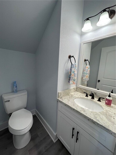 Building Photo - 1448 Ailin Dr